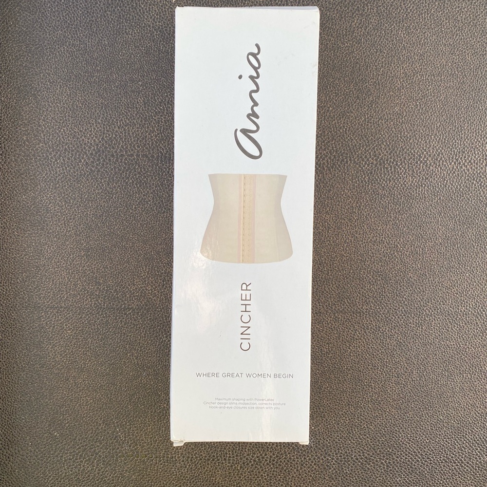 Amia, waist trainer, beige, sculpts perfectly to accentuate your body’s curves S